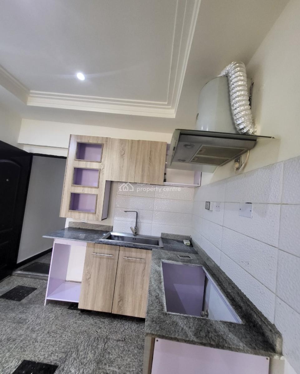 Luxurious Massive 1 Bedroom Flat, By American International School, Durumi, Abuja, Flat / Apartment for Rent