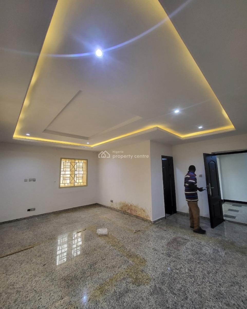 Luxurious Massive 1 Bedroom Flat, By American International School, Durumi, Abuja, Flat / Apartment for Rent