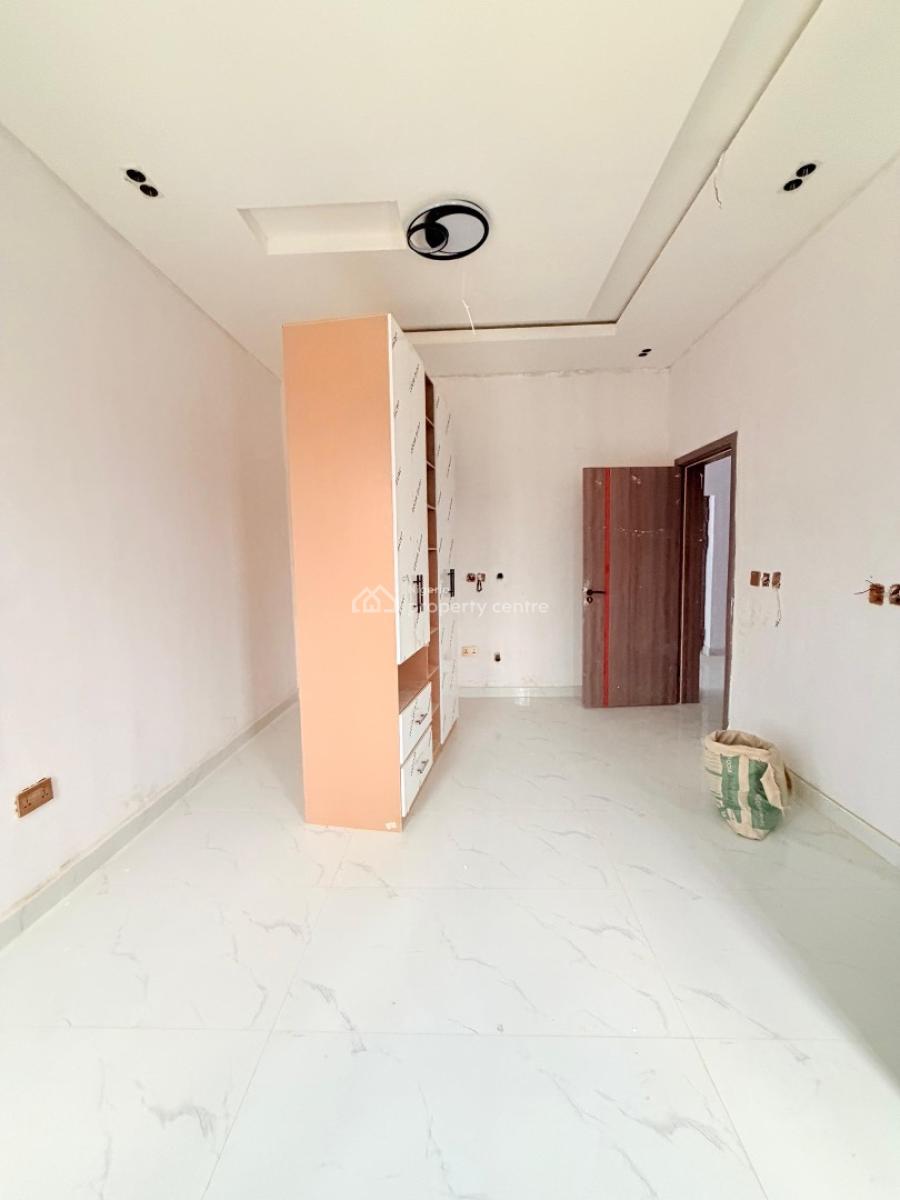 Nicely Built 4 Bedroom Apartment with a Bq in a Secured Area, Ikeja Gra, Ikeja, Lagos, Block of Flats for Sale