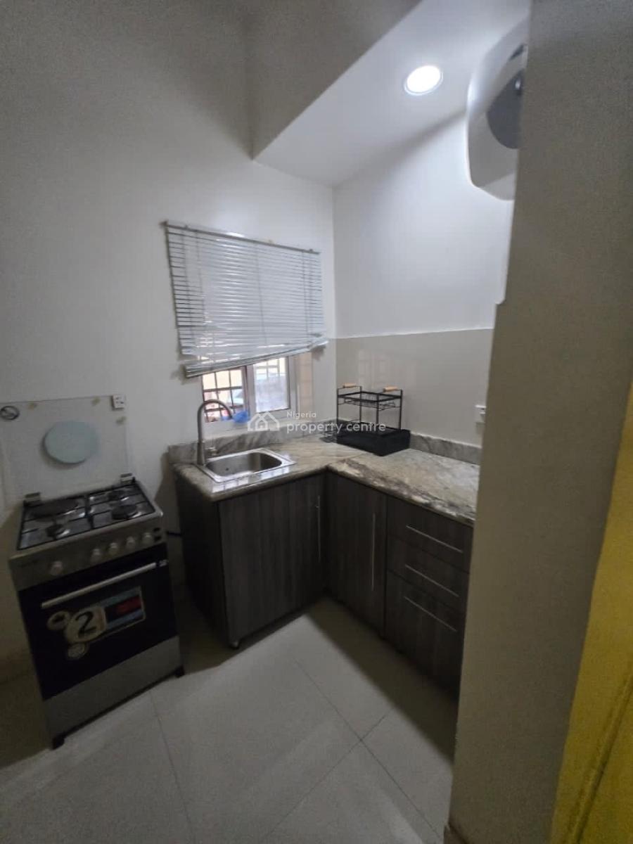 Fully Service Standards 1-bedroom Mini Flat with Fitted Kitchen, Oniru, Victoria Island (vi), Lagos, Mini Flat (room and Parlour) for Rent
