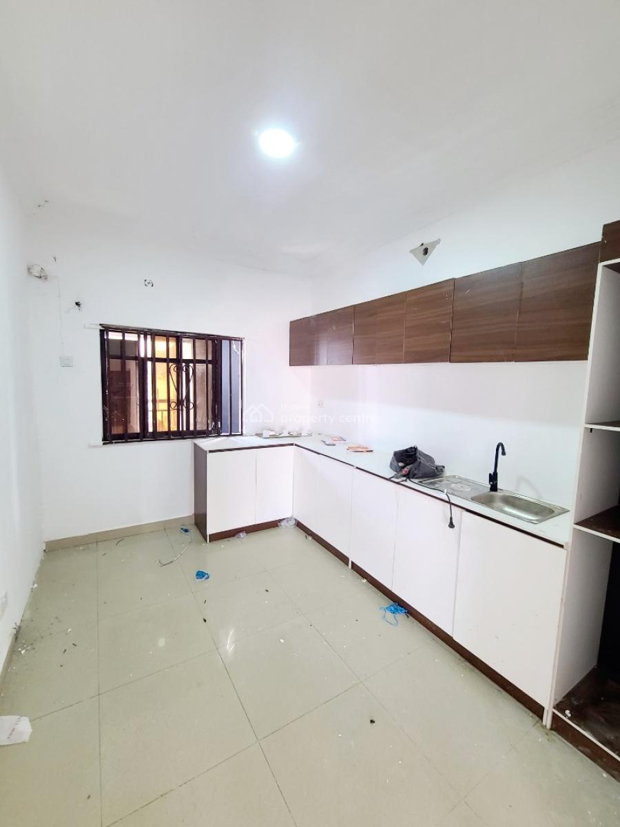 Newly Renovated Standard & Spacious Mini Flat/ 1 Bedroom, Osapa, Lekki, Lagos, Mini Flat (room and Parlour) for Rent