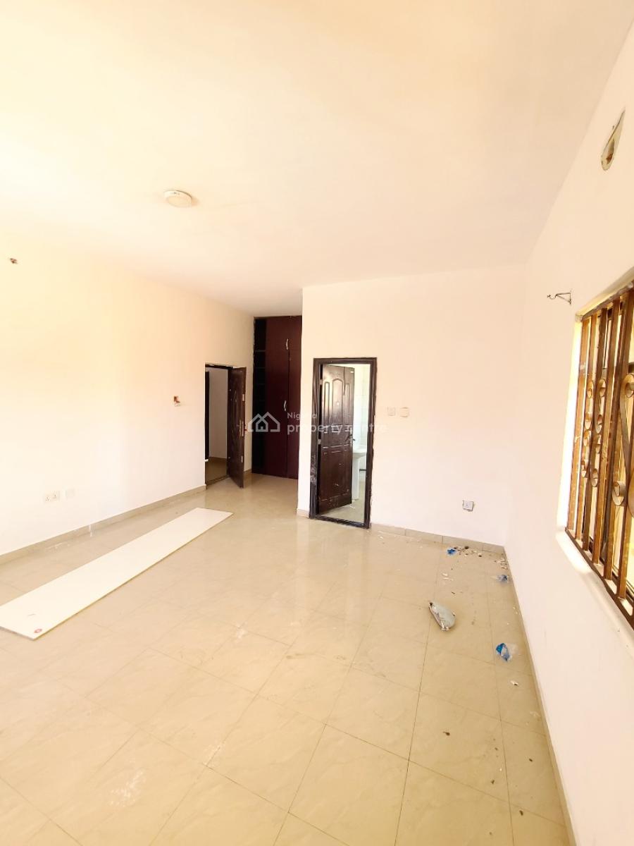 Newly Renovated Standard & Spacious Mini Flat/ 1 Bedroom, Osapa, Lekki, Lagos, Mini Flat (room and Parlour) for Rent