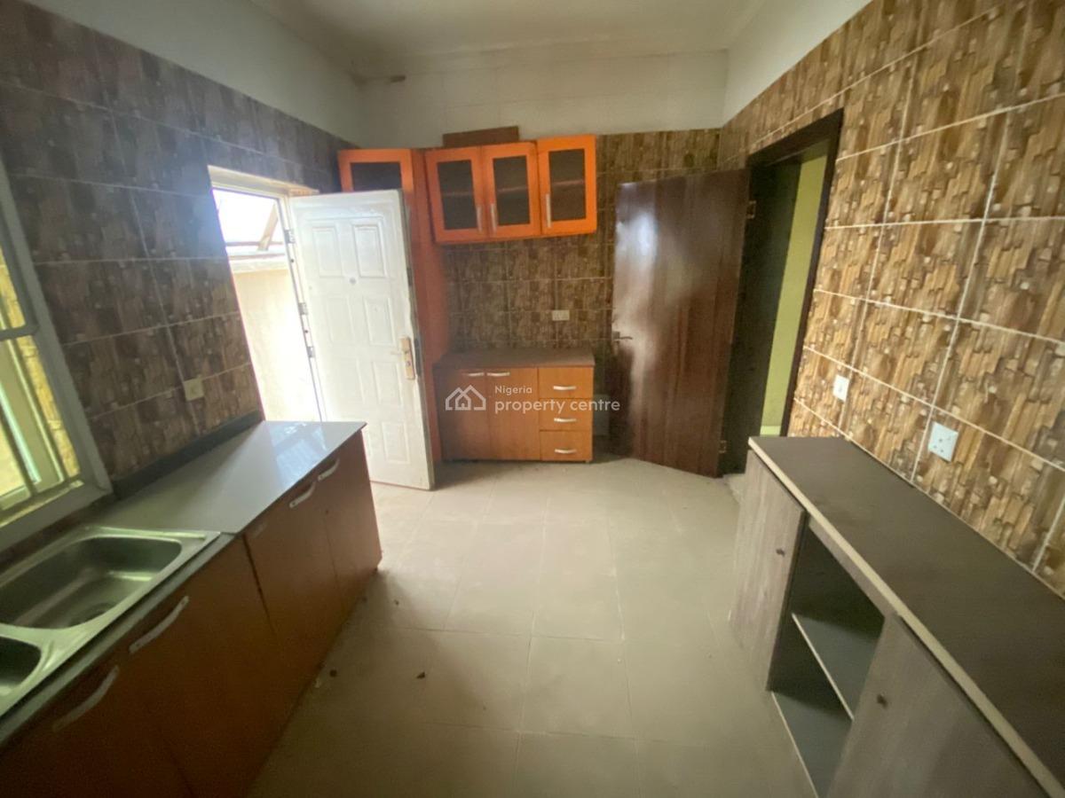 4 Bedroom Detached House with a Room Bq, Thomas Estate, Ajah, Lagos, Detached Duplex for Sale