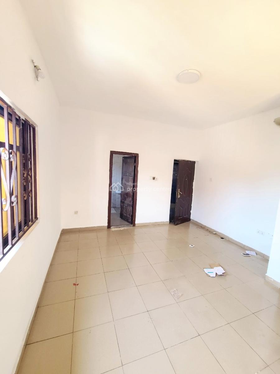 Newly Renovated Standard Self Contain/studio Apartment Upstairs, Osapa, Lekki, Lagos, Self Contain (single Rooms) for Rent