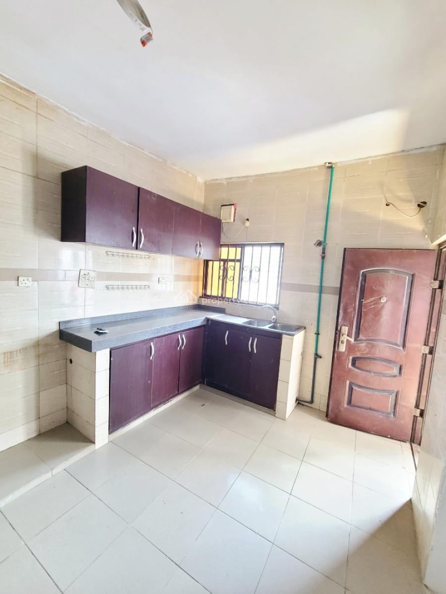 Newly Renovated Standard Self Contain/studio Apartment Upstairs, Osapa, Lekki, Lagos, Self Contain (single Rooms) for Rent