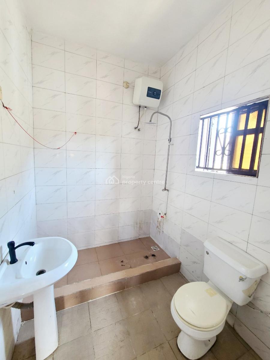 Newly Renovated Standard Self Contain/studio Apartment Upstairs, Osapa, Lekki, Lagos, Self Contain (single Rooms) for Rent