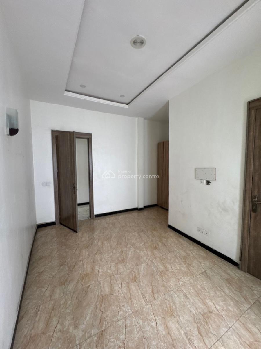 Lovely &spacious 5bedroom Fully Decorated Duplex with 2bqs, Orchid Road, Lekki, Lagos, House for Rent