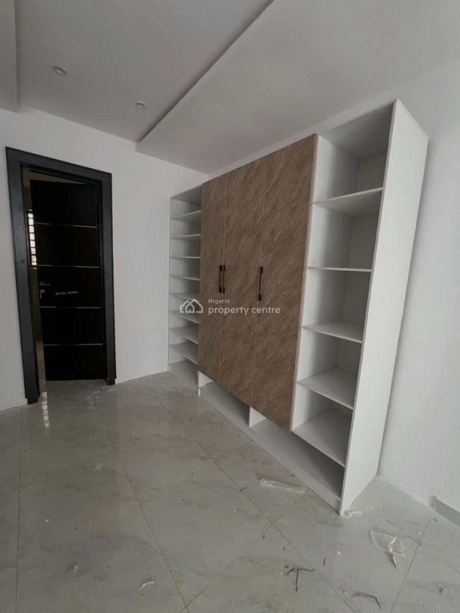 4 Bedroom Terrace Duplex with Bq, Ologolo, Lekki, Lagos, Terraced Duplex for Rent