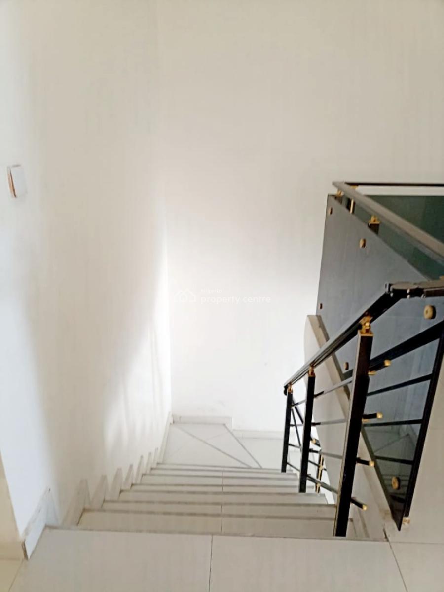Newly Renovated 4 Bedroom Semi Detached Duplex with 1bq, Osapa, Lekki, Lagos, Semi-detached Duplex for Rent