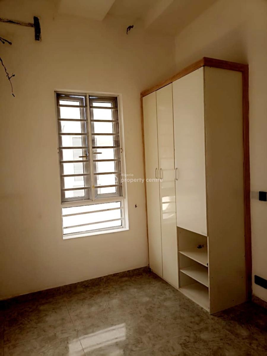 Newly Renovated 4 Bedroom Semi Detached Duplex with 1bq, Osapa, Lekki, Lagos, Semi-detached Duplex for Rent