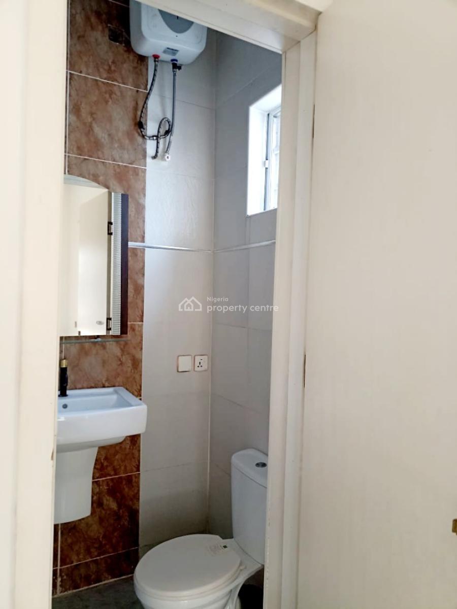 Newly Renovated 4 Bedroom Semi Detached Duplex with 1bq, Osapa, Lekki, Lagos, Semi-detached Duplex for Rent