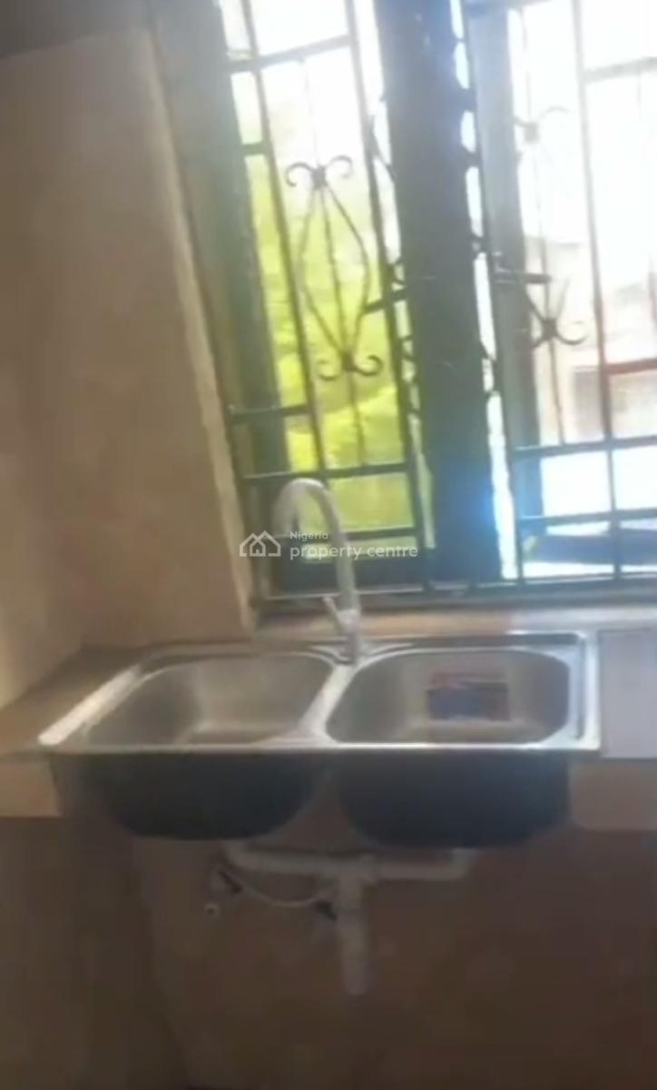 Spacious Standard Decent Two Bedroom Apartment, Alagomeji, Yaba, Lagos, Flat / Apartment for Rent