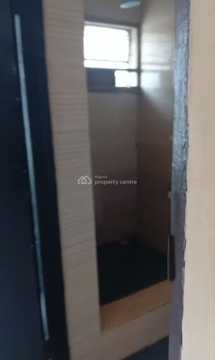 Decent Standard Spacious 2 Bedroom Apartment, Soluyi, Gbagada, Lagos, Flat / Apartment for Rent