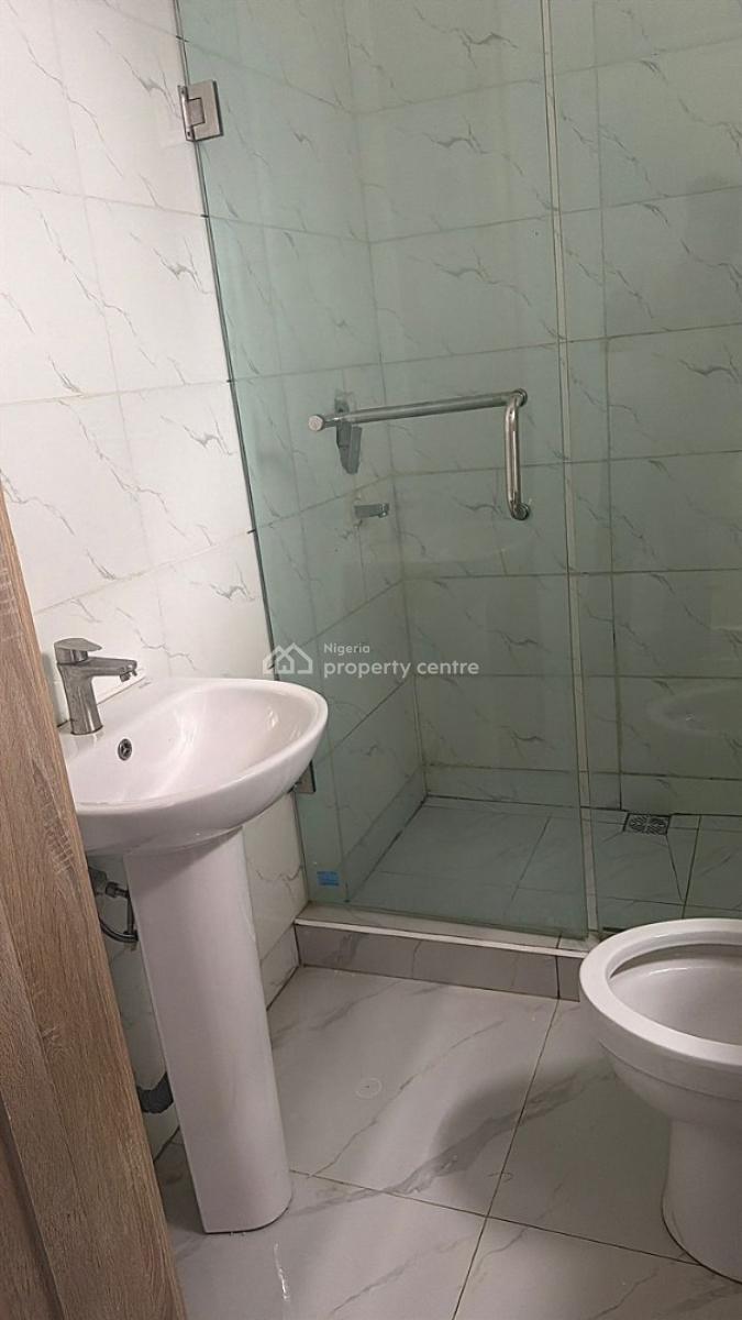 Spacious Guest Room to Share Only Kitchen, 24 Hours Power, Spring Garden Estate 2, Orchid Road, Lekki, Lagos, Self Contain (single Rooms) for Rent
