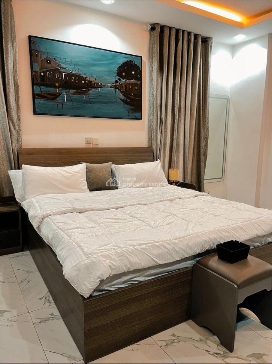 Luxury 3 Bedroom Apartment with a Bq with Excellent Facilities, Freedom Way,periwinkle Estate, Lekki Phase 1, Lekki, Lagos, Flat / Apartment for Sale