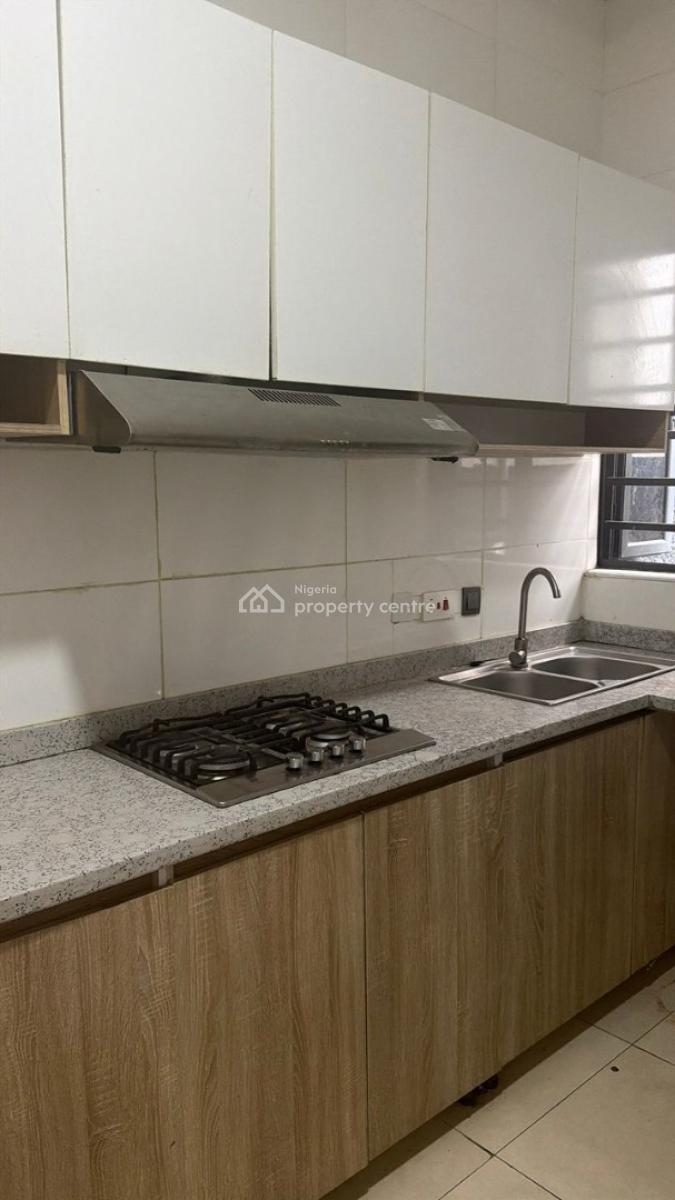 Queens/madam Room Upstairs with 24hrs Power, Spring Garden Estate Gate 2, Lekki, Lagos, Self Contain (single Rooms) for Rent