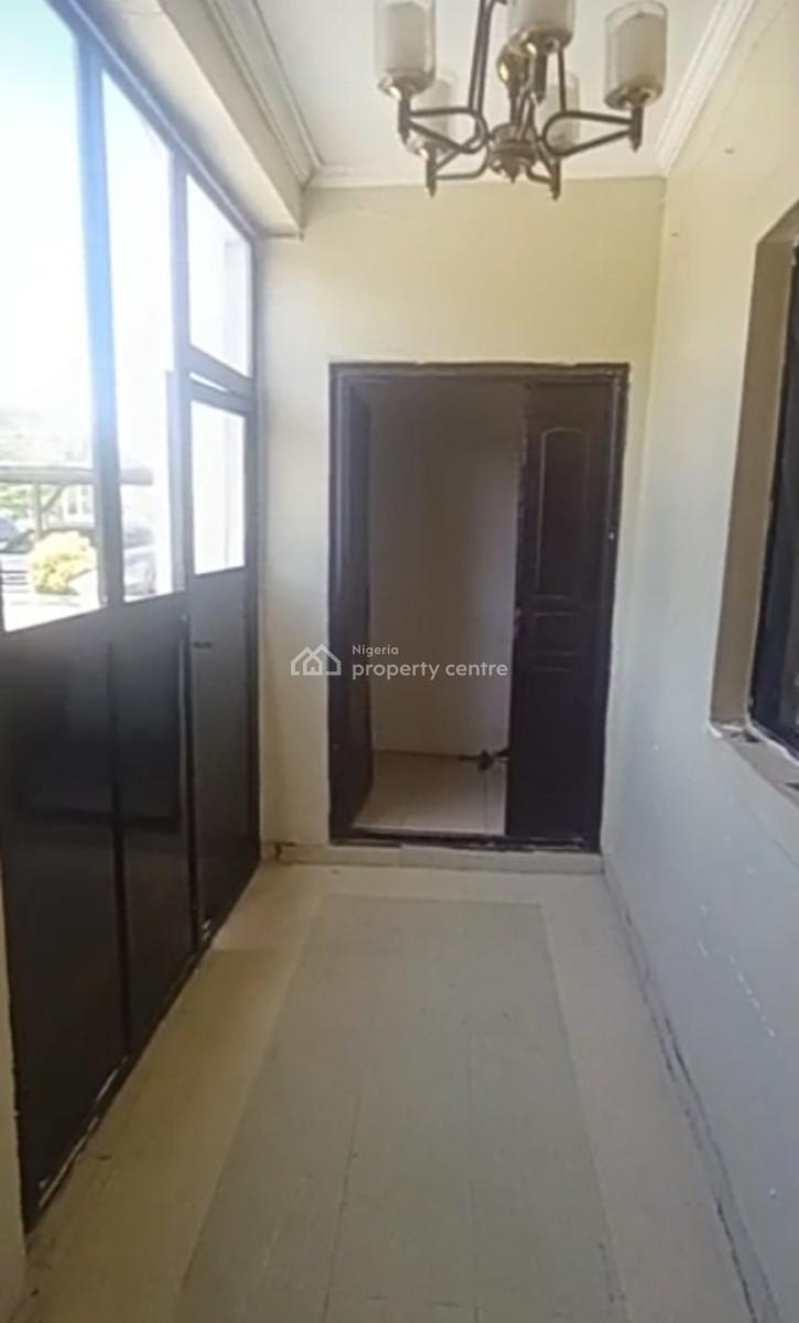 Spacious Upstairs Mini Flat at Orchid Road { Video}, Royal Pine Estate Orchid Road, Lekki, Lagos, Mini Flat (room and Parlour) for Rent