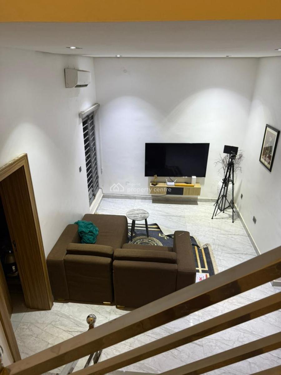 Standard 4 Bedroom Terrace Fully Furnished Duplex, Tarred Road, Gaduwa, Abuja, Terraced Duplex for Sale