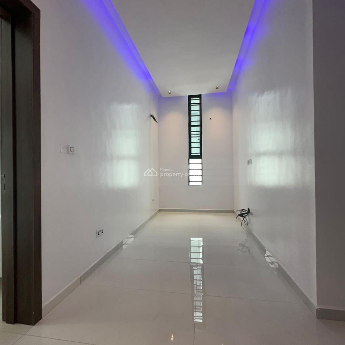 4 Bedeoom Duplex with Bq, Chevron, Lekki, Lagos, Semi-detached Duplex for Sale