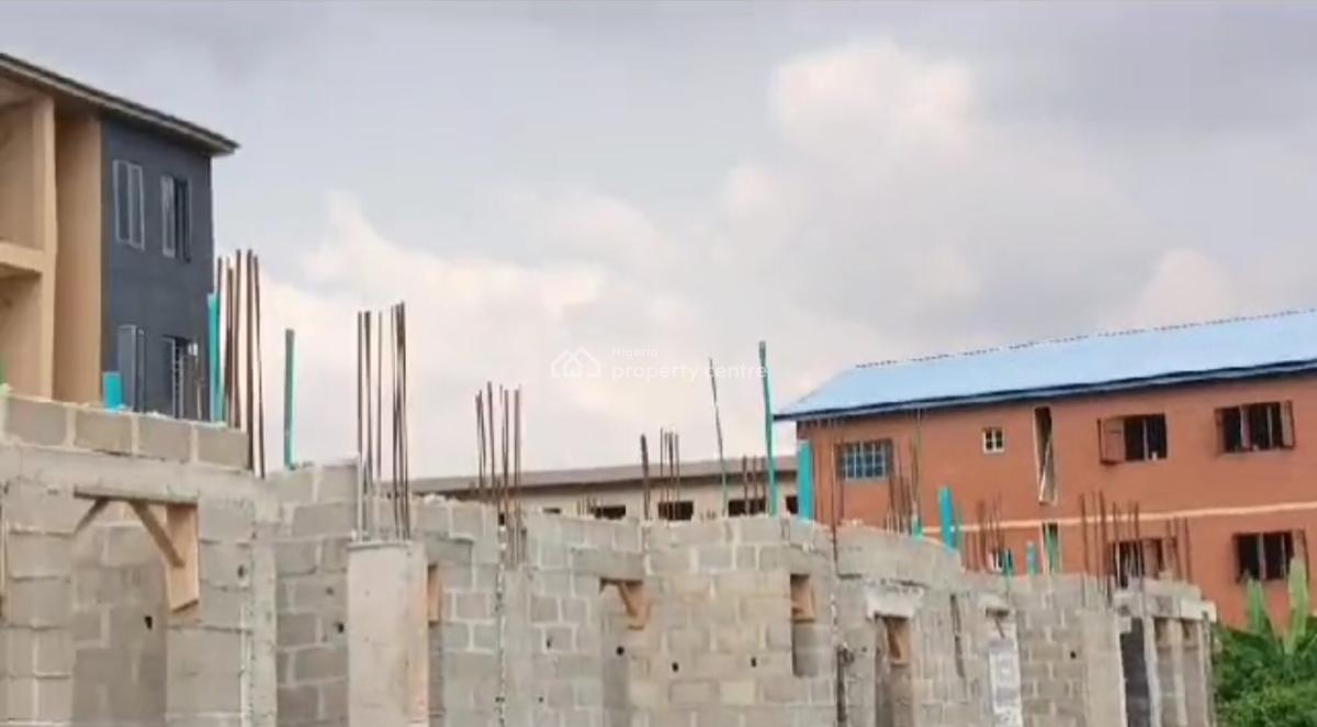 3 Bedroom Apartment Close to Expressway, Treasure Homes, Ilasamaja, Mushin, Lagos, Flat / Apartment for Sale