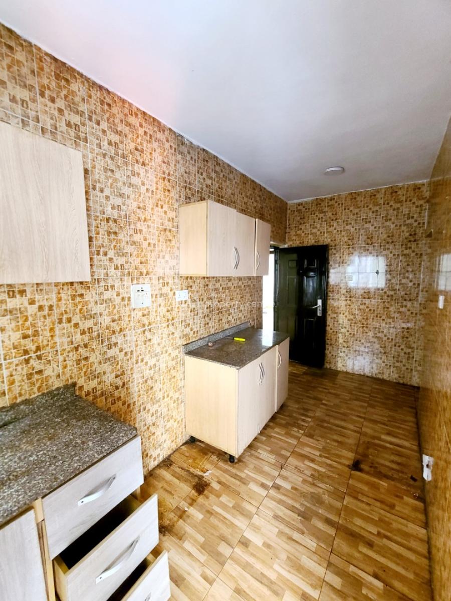 Standard 2 Bedroom Flat Upstairs, Osapa London Estate, Osapa, Lekki, Lagos, Flat / Apartment for Rent