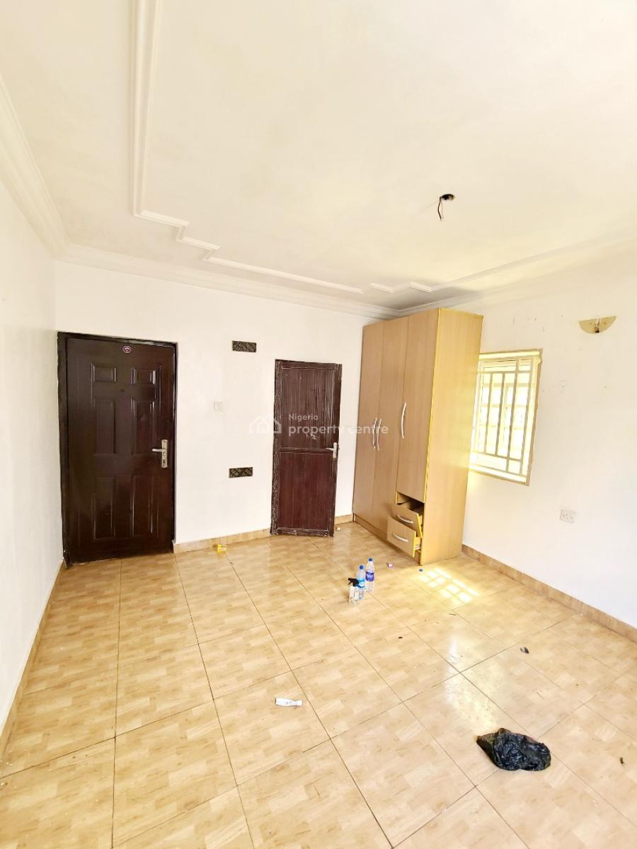 Standard 2 Bedroom Flat Upstairs, Osapa London Estate, Osapa, Lekki, Lagos, Flat / Apartment for Rent