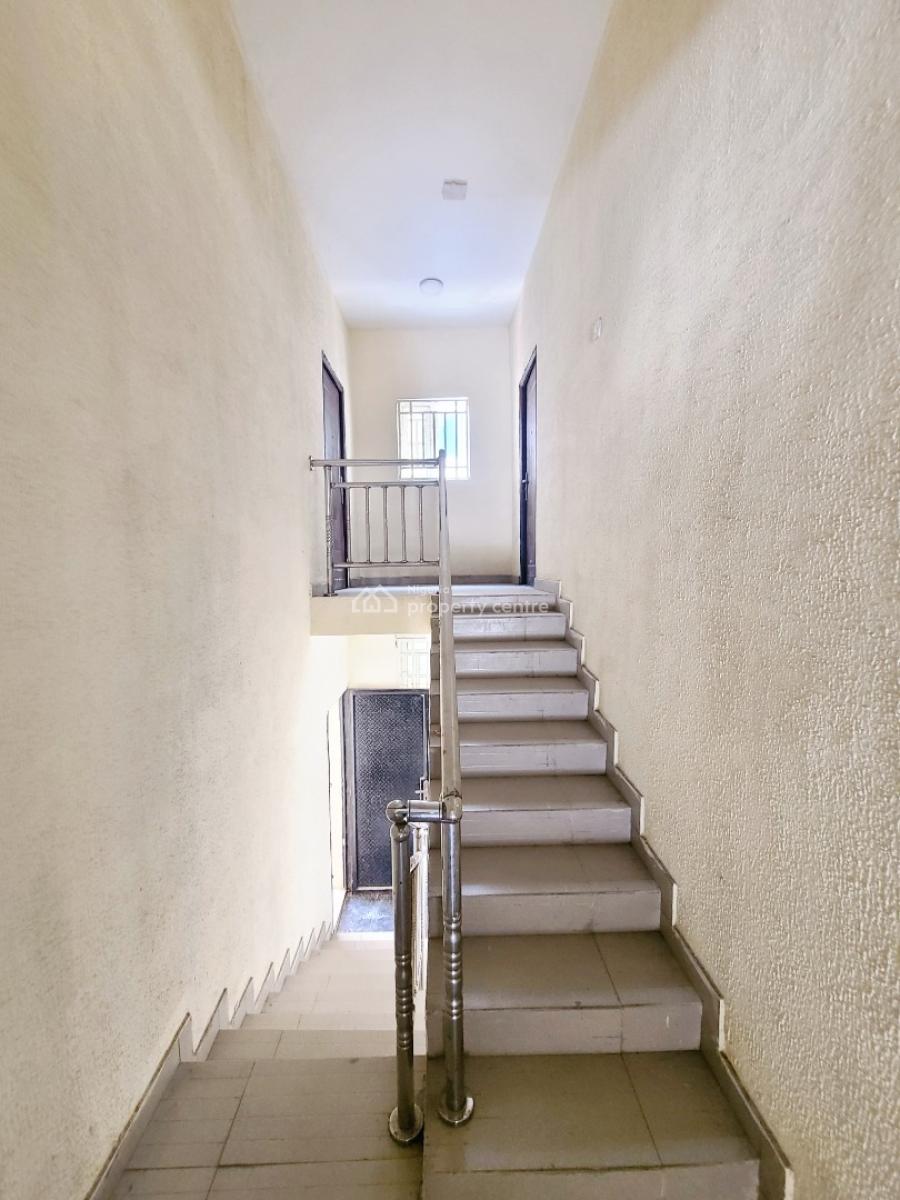 Standard 2 Bedroom Flat Upstairs, Osapa London Estate, Osapa, Lekki, Lagos, Flat / Apartment for Rent