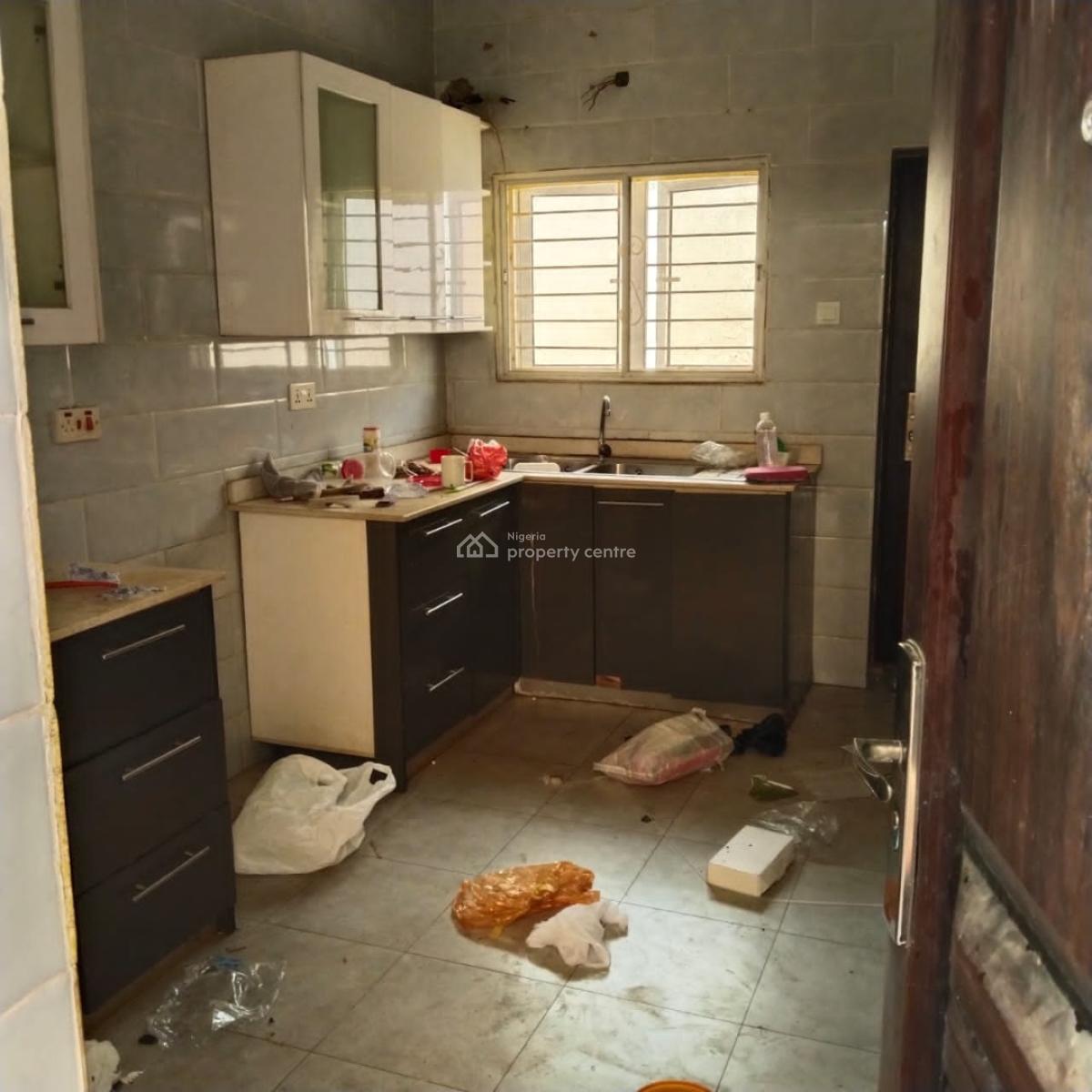 Spacious & Clean 3 Bedroom Terraced Duplex, Western Area, Gra Phase 1, Magodo, Lagos, Terraced Duplex for Rent