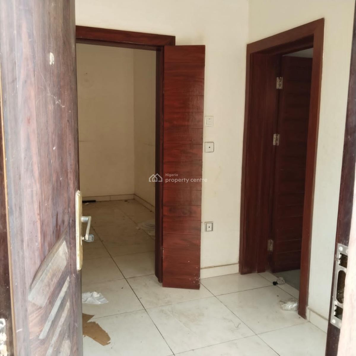 Spacious & Clean 3 Bedroom Terraced Duplex, Western Area, Gra Phase 1, Magodo, Lagos, Terraced Duplex for Rent