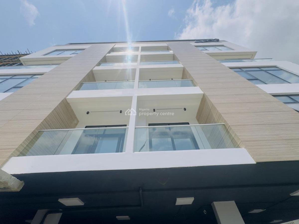 Waterfront 2 Bedroom Apartment, Lekki Phase 1, Lekki, Lagos, Flat / Apartment for Sale