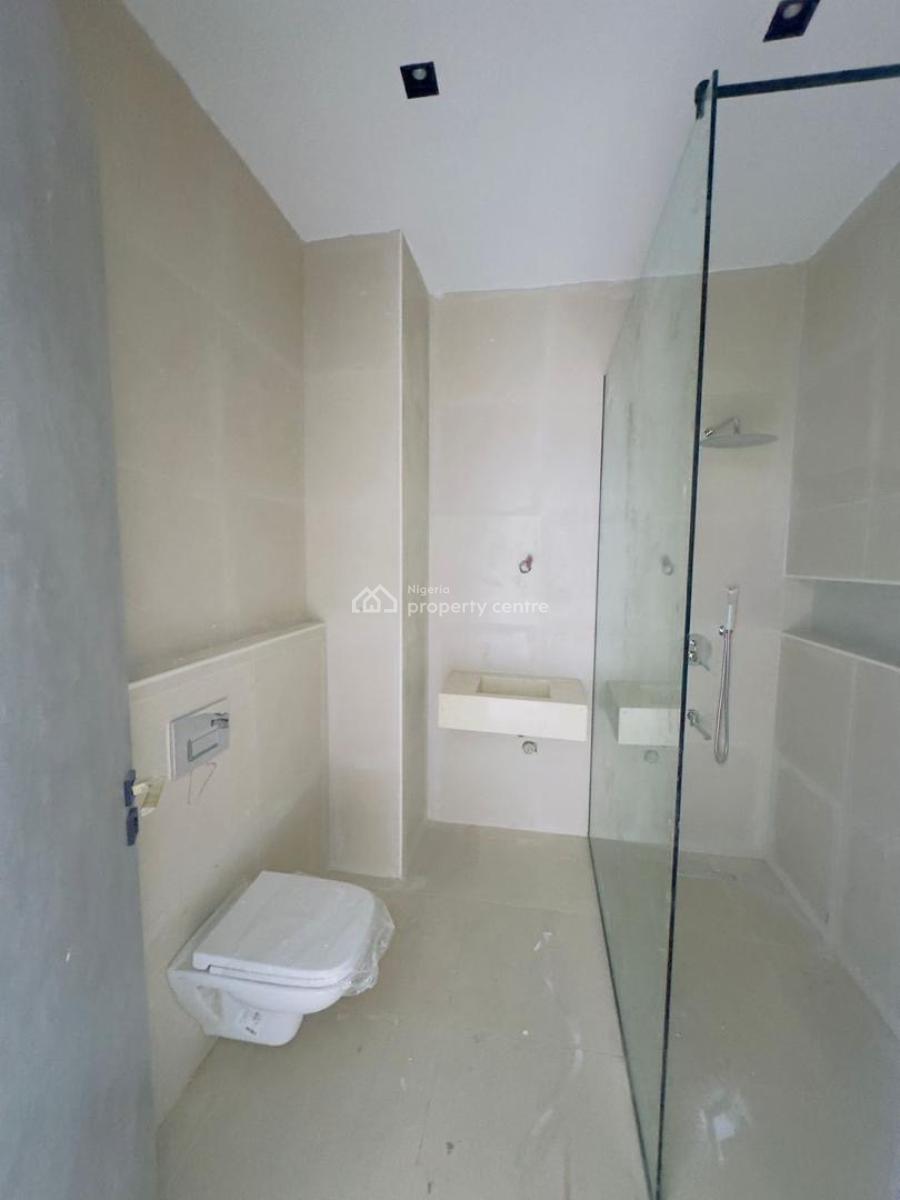 Waterfront 2 Bedroom Apartment, Lekki Phase 1, Lekki, Lagos, Flat / Apartment for Sale