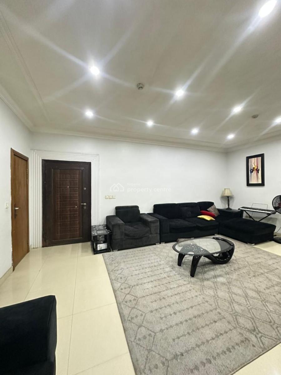 Spacious Luxury 3 Bedroom Apartment with in a Secure Environment, Lekki Phase 1, Lekki, Lagos, House for Sale