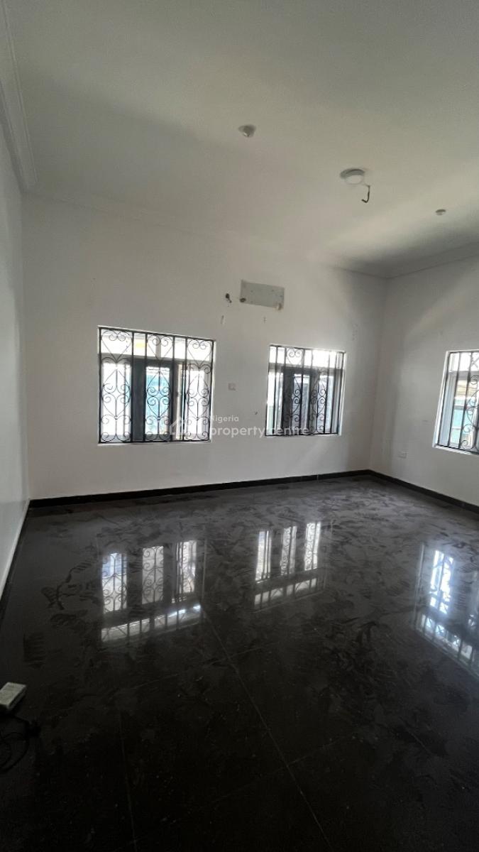 2 Bedroom Maisonette, Lekki Phase 1, Lekki, Lagos, Flat / Apartment for Rent