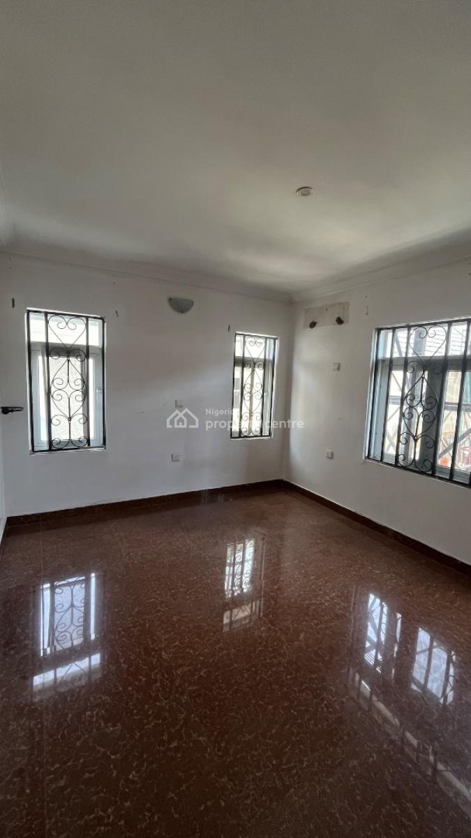 2 Bedroom Maisonette, Lekki Phase 1, Lekki, Lagos, Flat / Apartment for Rent