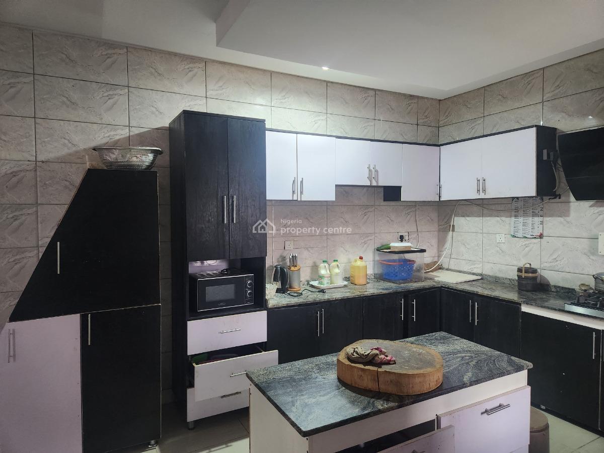 Beautiful 4 Bedroom Duplex with a Detached 1 Bedroom in a Cool Area, Jankata Near Kuola Off Akala Express, Ibadan, Oyo, Detached Duplex for Sale