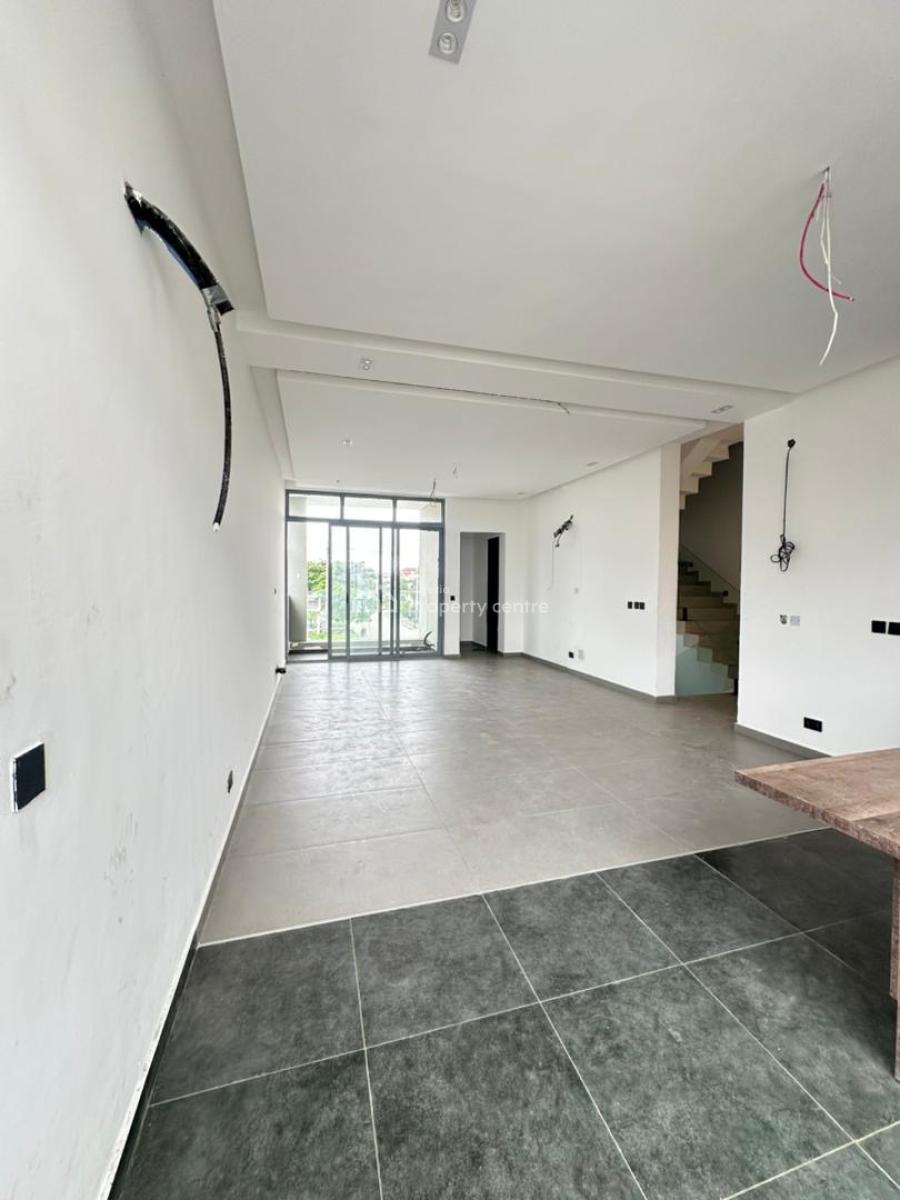 Newly Built 4 Bedroom Terrace with a Private Compound and Bq, Lekki Phase 1, Lekki, Lagos, Terraced Duplex for Sale