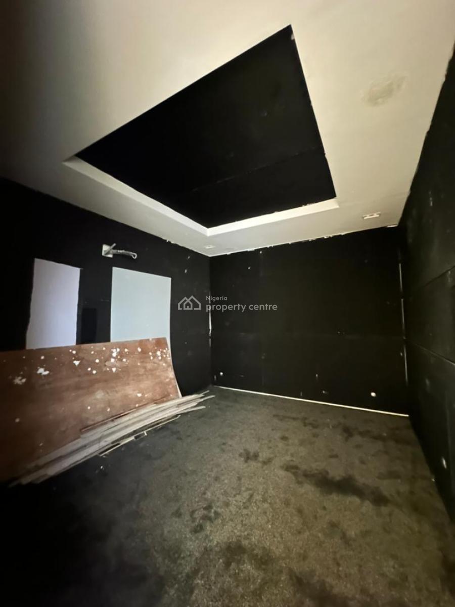 Very Lovely and Spacious 5 Bedroom Detached Duplex with a Pool, Lekki Phase 1, Lekki, Lagos, Detached Duplex for Sale