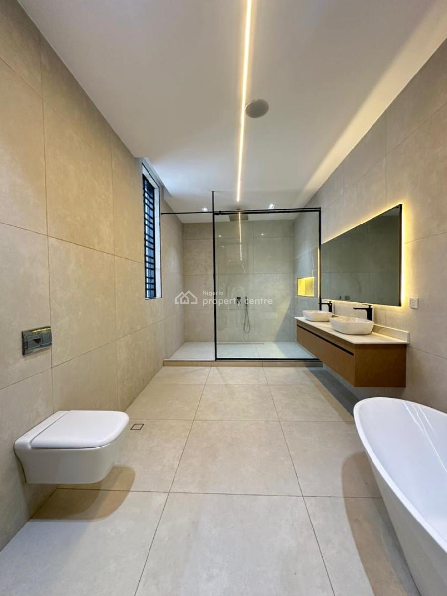 Very Lovely and Spacious 5 Bedroom Detached Duplex with a Pool, Lekki Phase 1, Lekki, Lagos, Detached Duplex for Sale