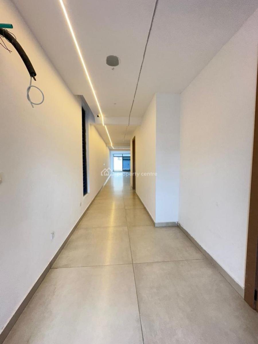 Very Lovely and Spacious 5 Bedroom Detached Duplex with a Pool, Lekki Phase 1, Lekki, Lagos, Detached Duplex for Sale