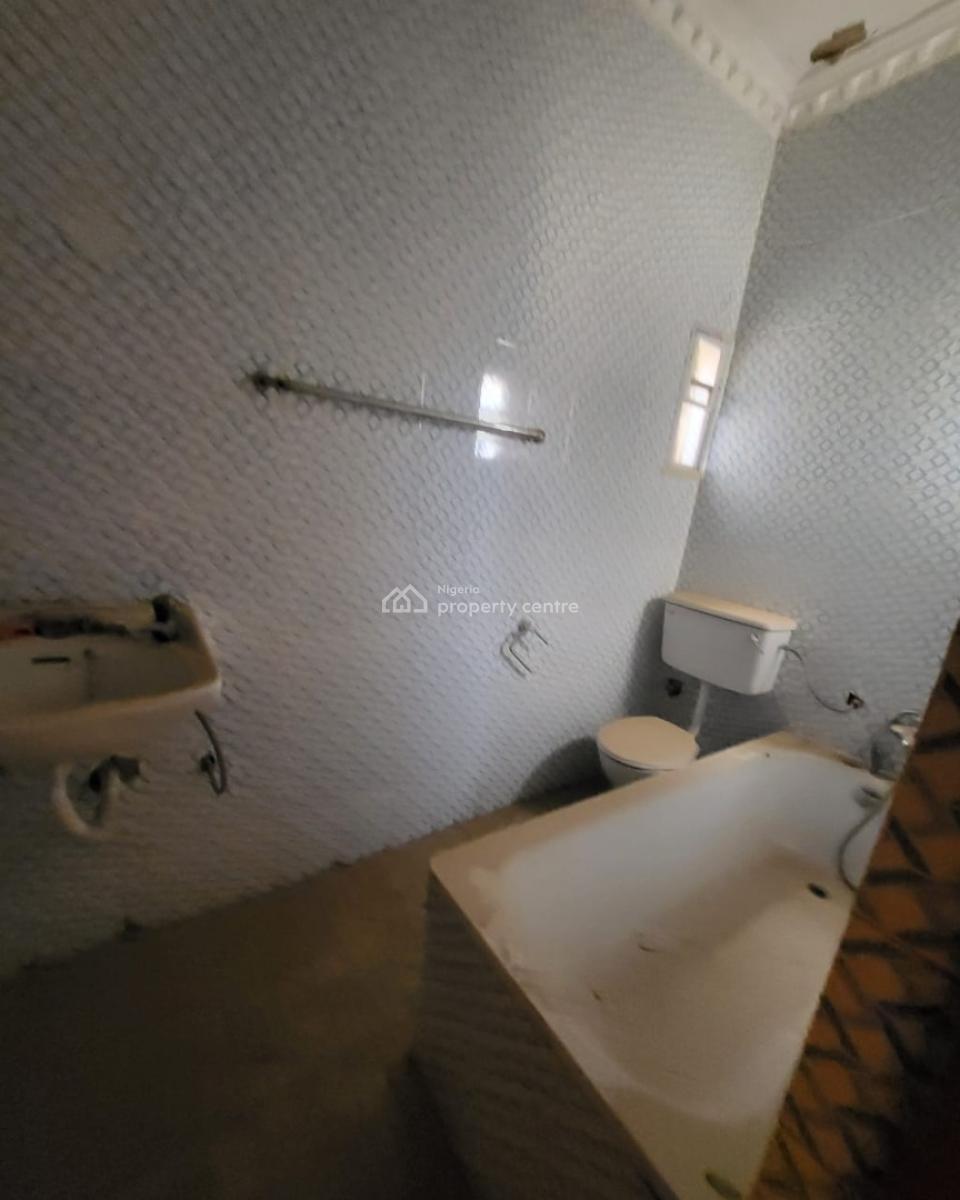 Superluxury 3 Bedroom Flat Inside Estate on a Tarred Road, Gaduwa, Abuja, Flat / Apartment for Rent