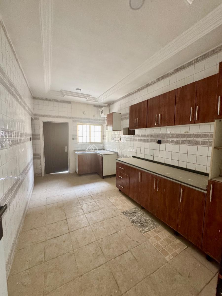 Newly Renovated 2 Bedroom Flat, Asokoro District, Abuja, Flat / Apartment for Rent
