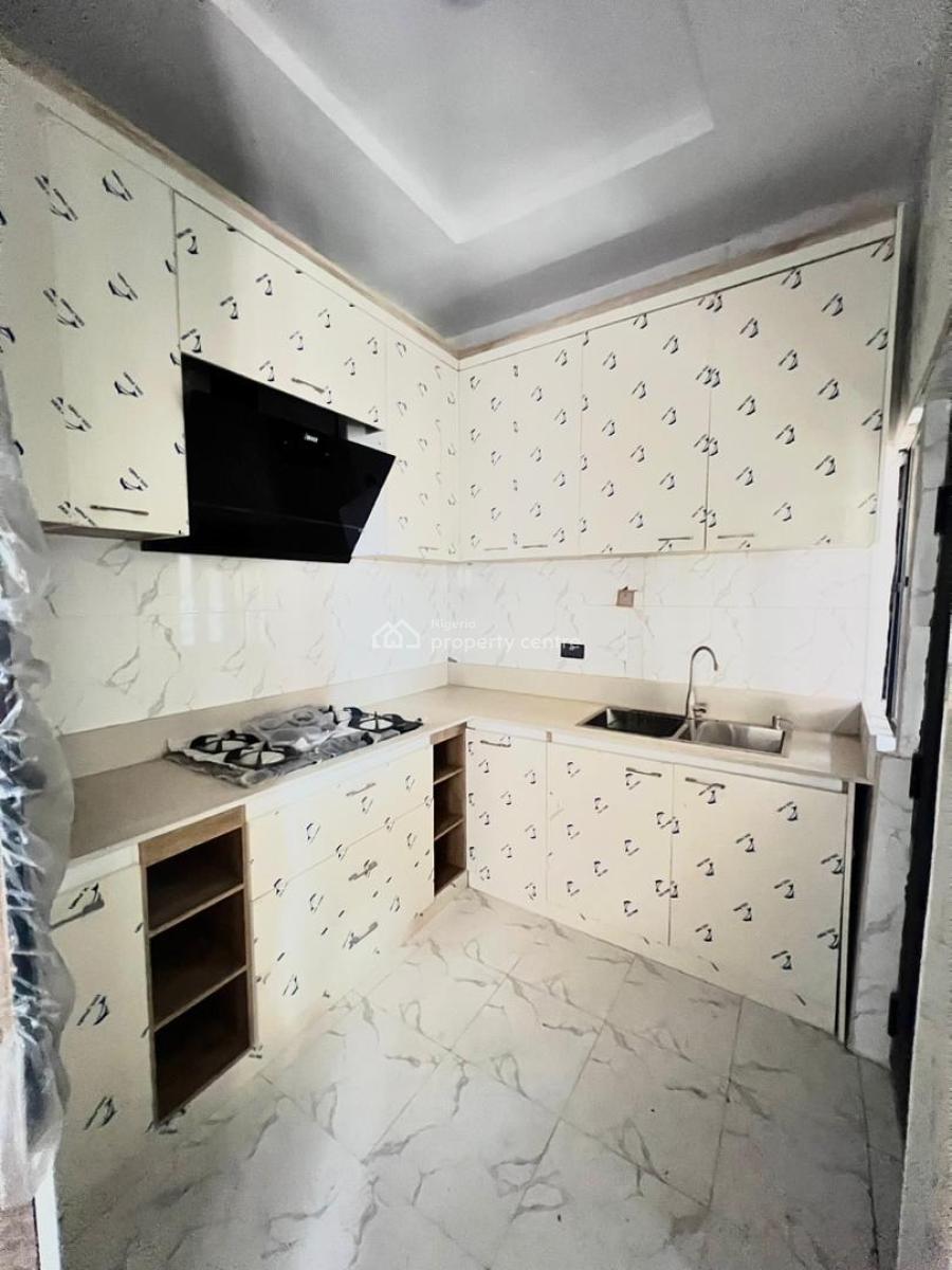 Stylish 2 Bedrooms Apartment with Elevator in a Secured Estate, Ikate, Lekki, Lagos, Flat / Apartment for Sale