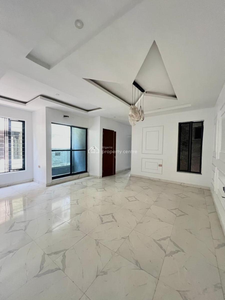 Stylish 2 Bedrooms Apartment with Elevator in a Secured Estate, Ikate, Lekki, Lagos, Flat / Apartment for Sale