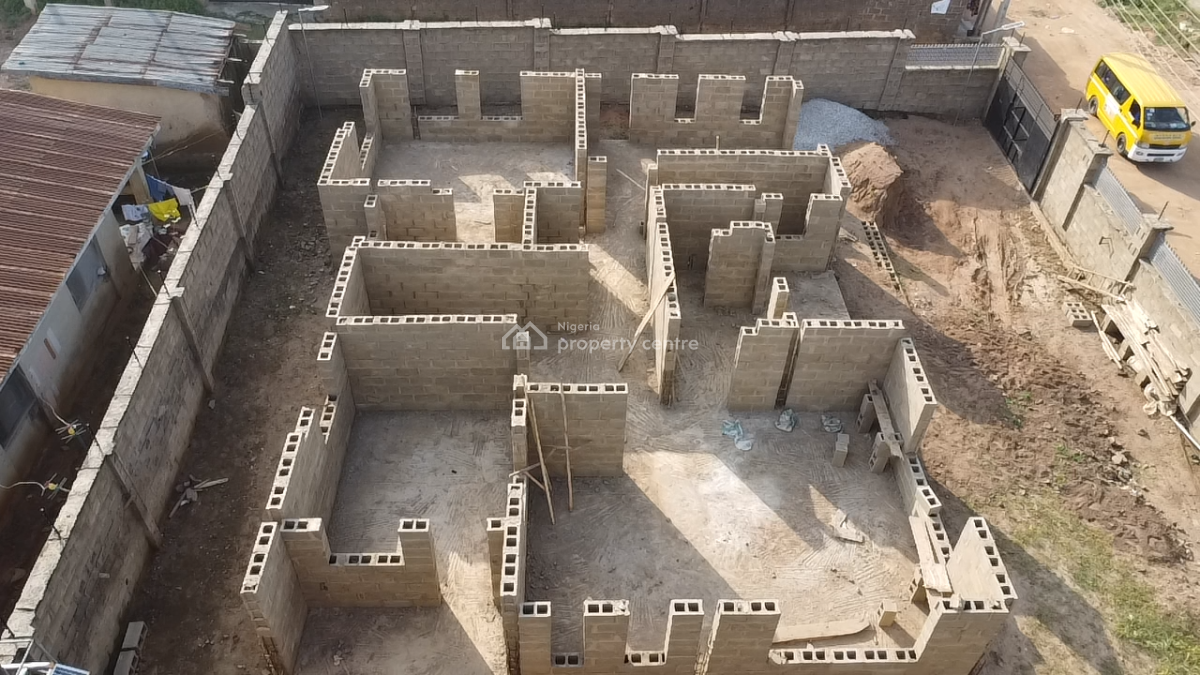 Uncompleted Duplex on Main Road, Adeoje Estate / Kuola / Akala Expressway, Challenge, Ibadan, Oyo, Detached Duplex for Sale