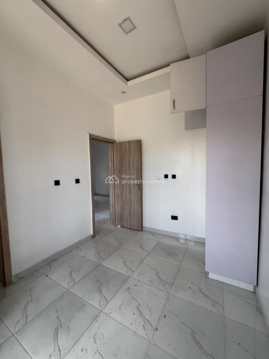 4 𝐁𝐄𝐃𝐑𝐎𝐎𝐌 𝐒𝐄𝐌𝐈 𝐃𝐄𝐓𝐀𝐂𝐇𝐄𝐃 𝐃𝐔𝐏𝐋𝐄𝐗, Igboefon, Lekki, Igbo Efon, Lekki, Lagos, Semi-detached Duplex for Rent