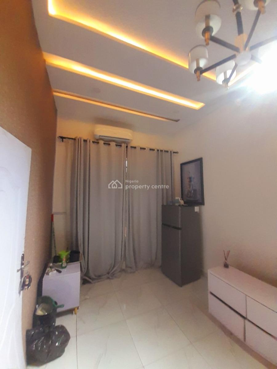 Single Room in a Shared Apartment at Orchid Road, Orchid Road, Lekki, Lagos, Self Contain (single Rooms) for Rent