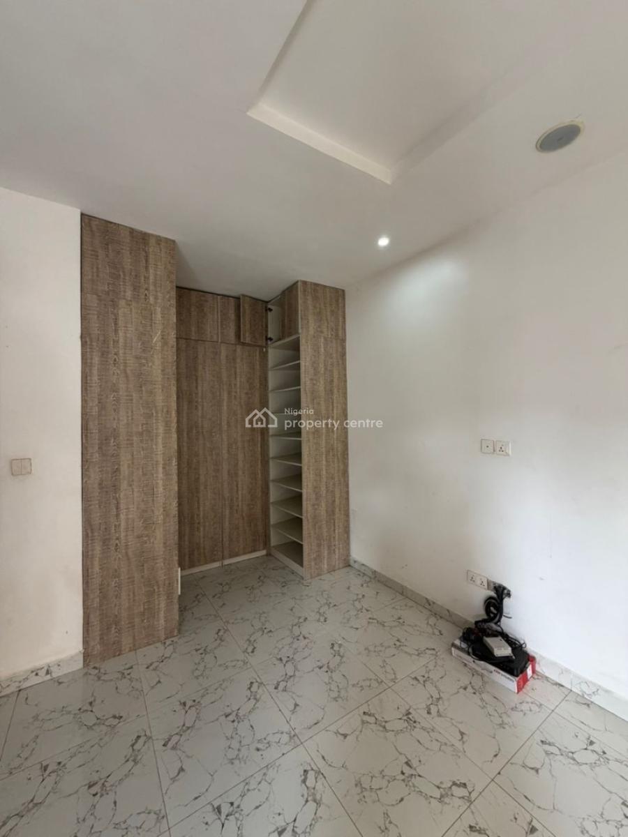 Self Contain Masters, Van Daniel Estate, Orchid, Lekki Expressway, Lekki, Lagos, Self Contain (single Rooms) for Rent