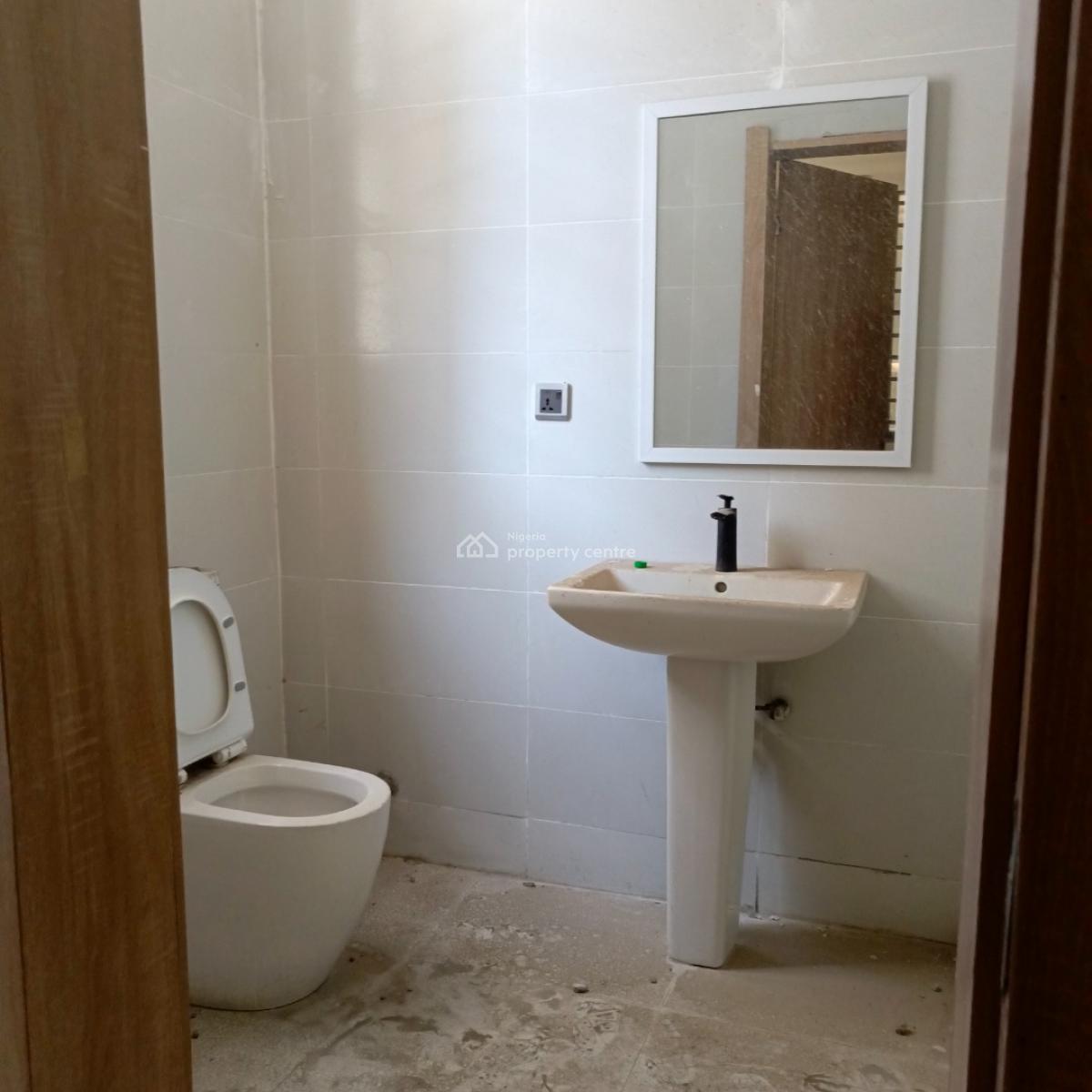 2 Bedroom Flat, Off Domino Pizza Ologolo Lekki Lagos, Ologolo, Lekki, Lagos, Flat / Apartment for Rent