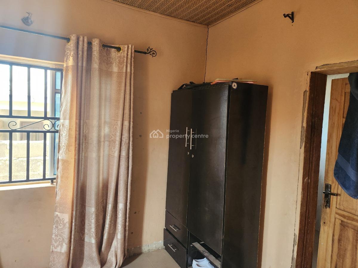 Strategic Twin 2 Bedroom Bungalow Near The Road, Elewuro Off Olorunda Abaa Road, Akobo, Akobo, Ibadan, Oyo, Detached Bungalow for Sale