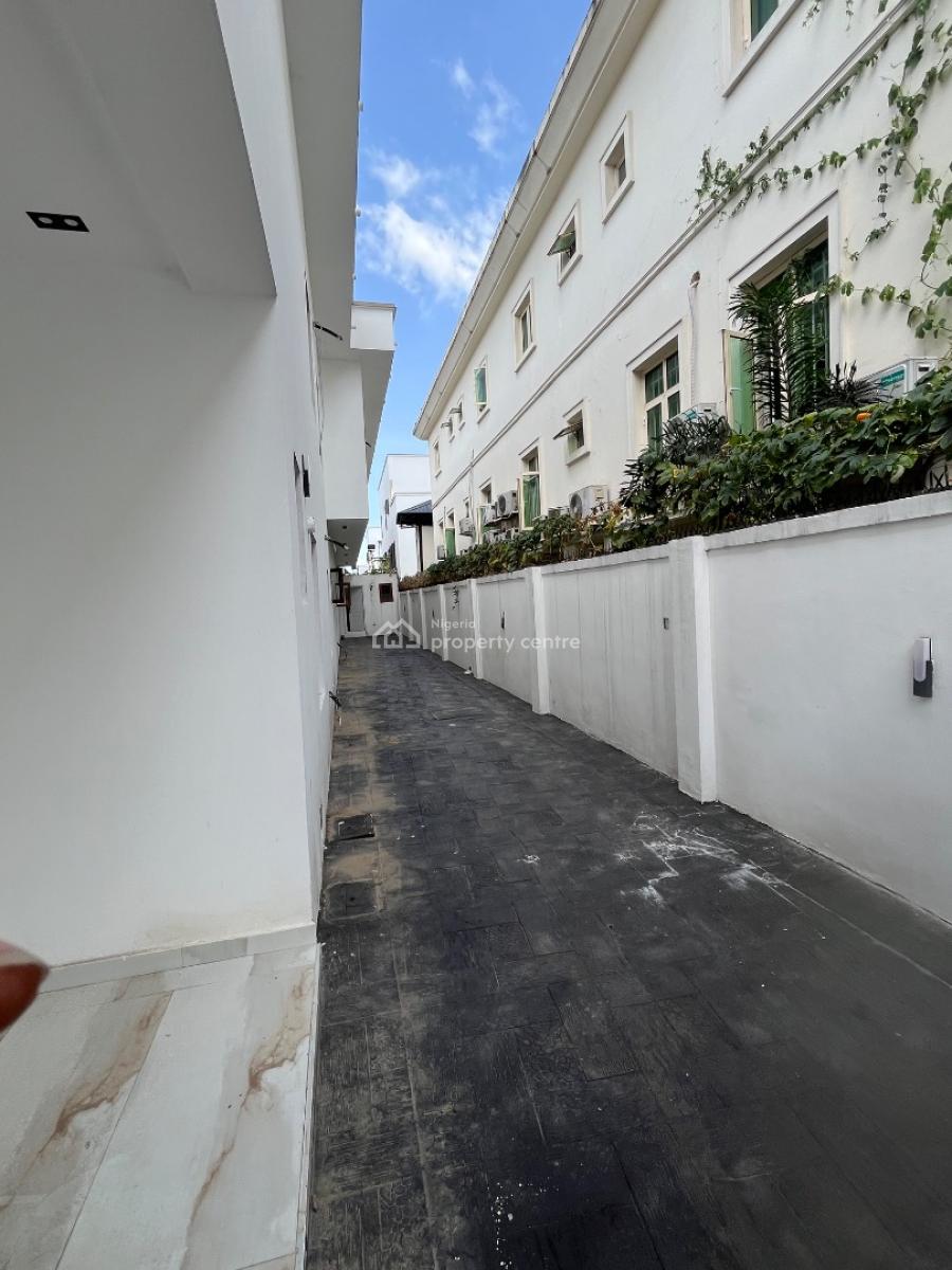 Exquisitely Built 4 Bedroom Fully Detached Duplex with Bq, Ikeja Gra, Ikeja, Lagos, Detached Duplex for Sale